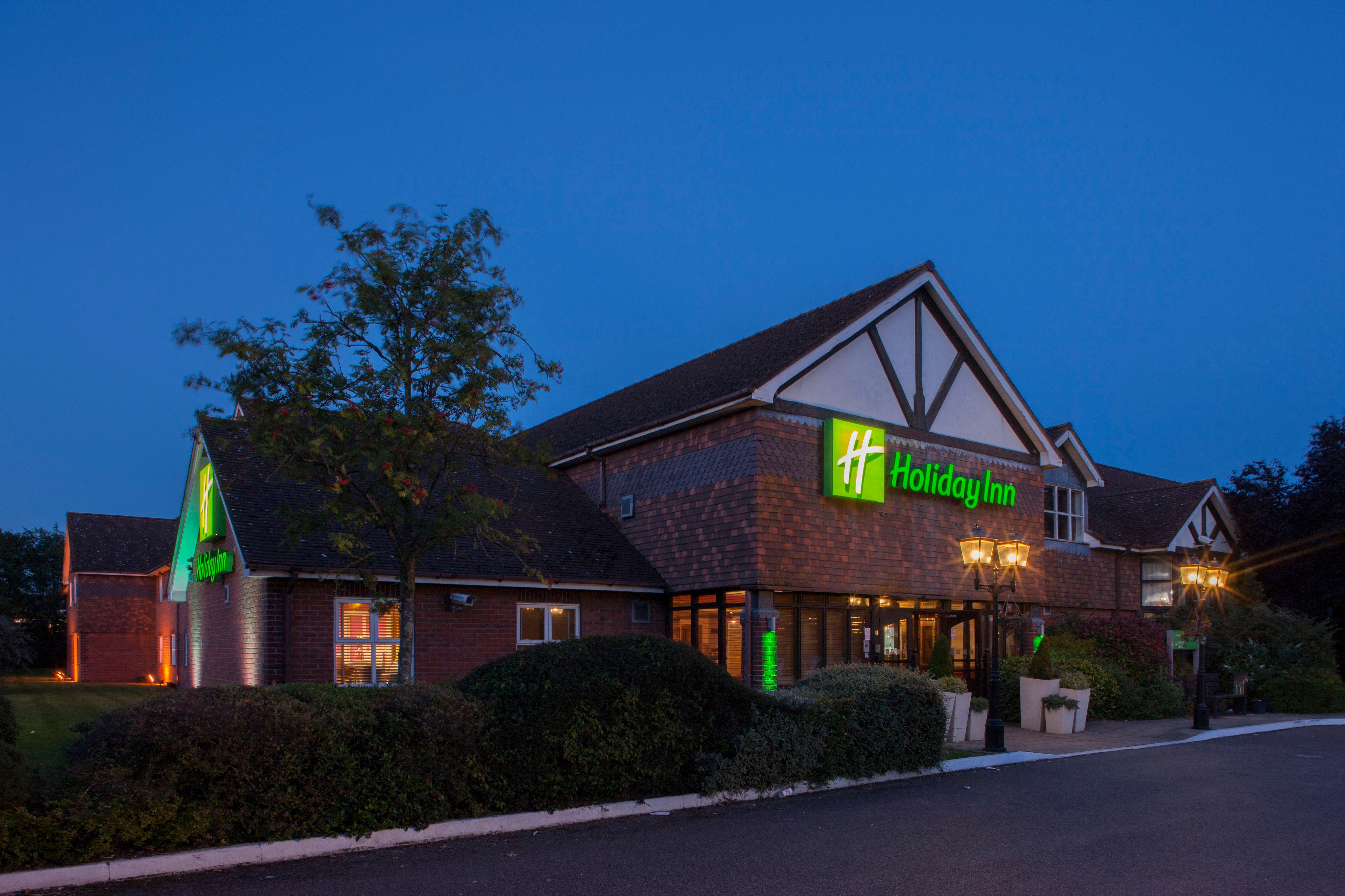 Holiday Inn Reading West, An Ihg Hotel Exterior photo